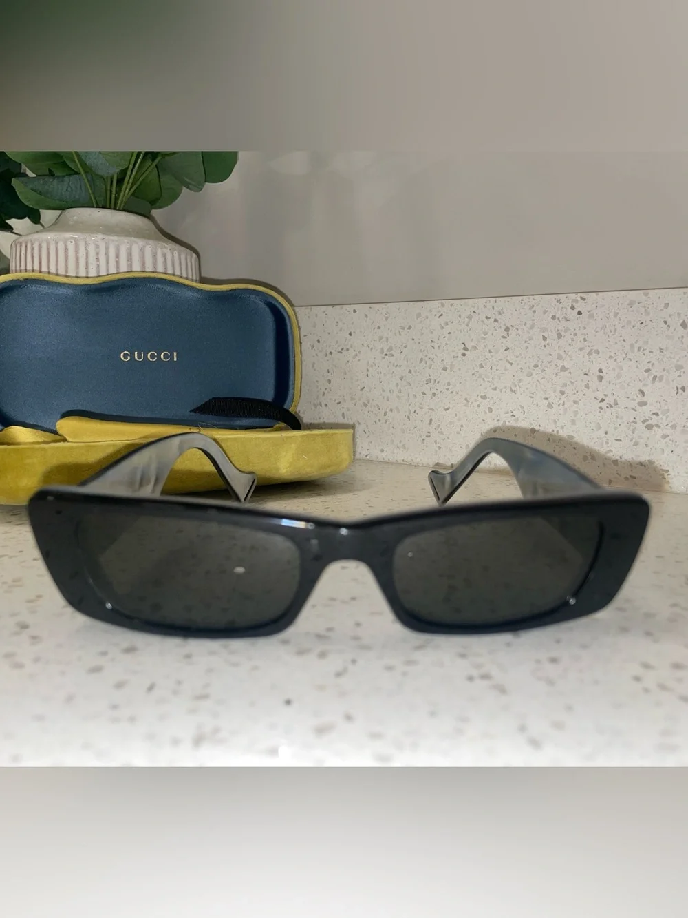 Gucci glossy black