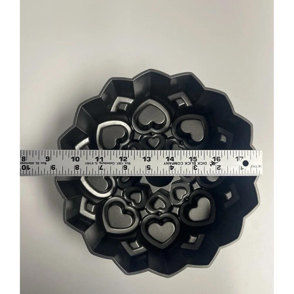 Wilton love 3d