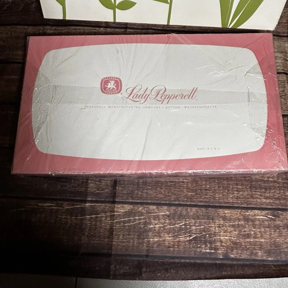 Lady Pepperell vtg lady
