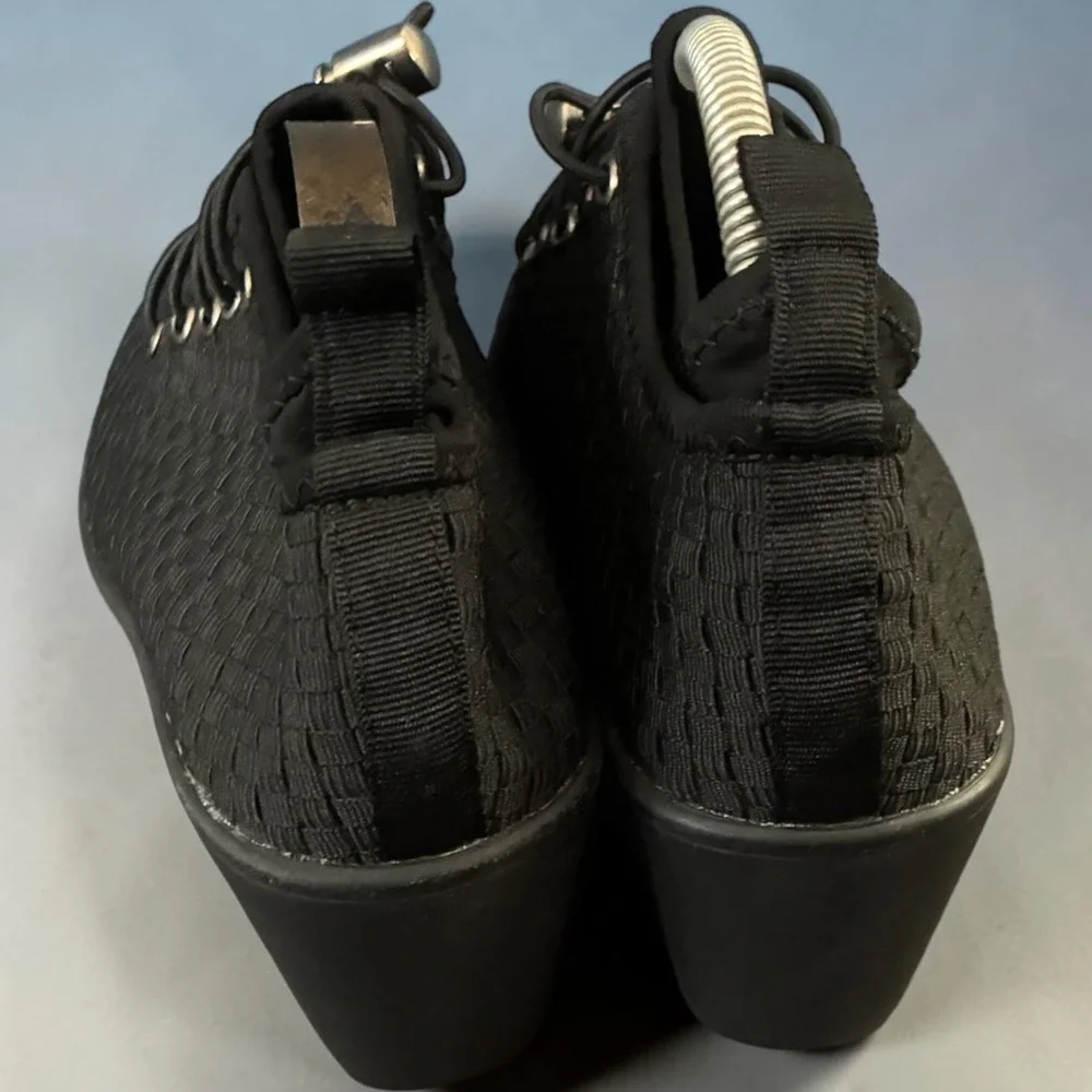 Steven by‎ Steve Madden Base Black Woven Wedge Bungee Lace Sneakers Womens 8.5