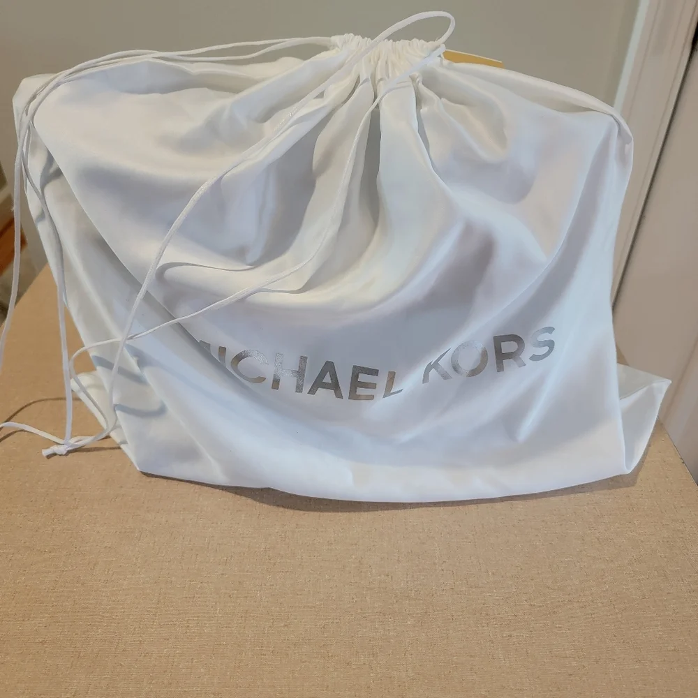 Michael Kors travel #workbag light