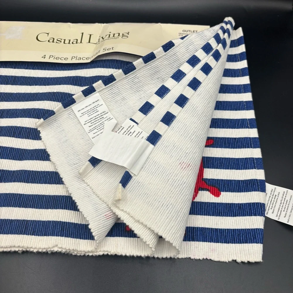 NWT Casual Living Placemats Set of Four‎ 4 Spinning Wheel 13” x 19” Cotton Blue