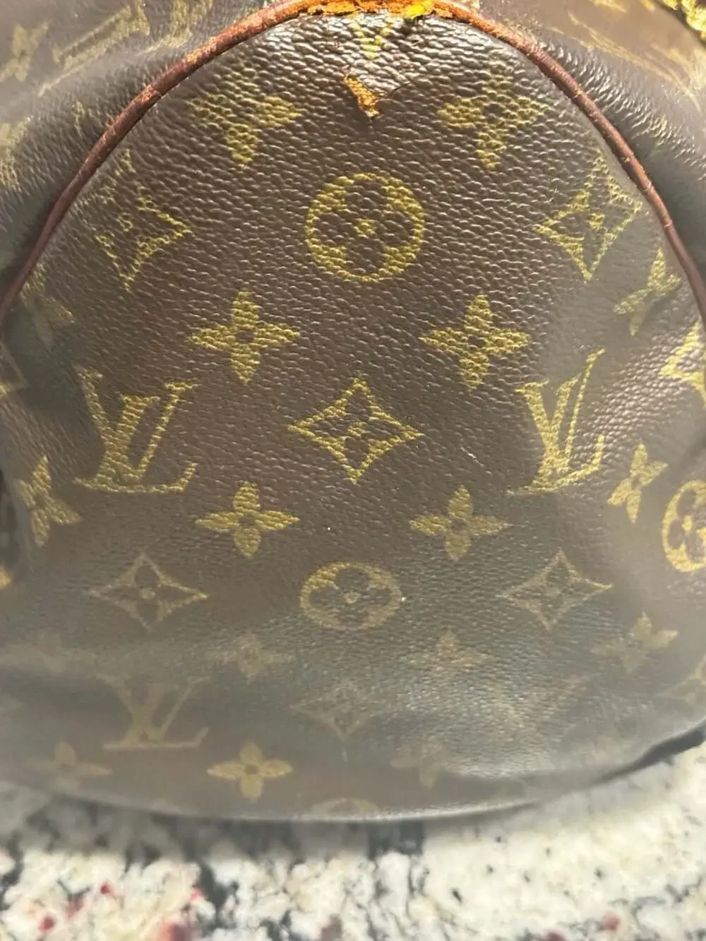 Louis Vuitton very good