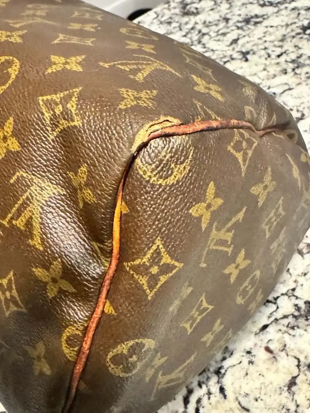 Louis Vuitton very good