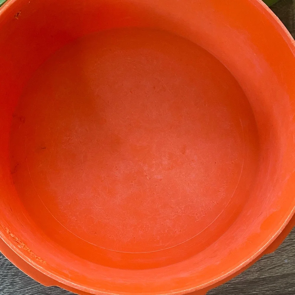Tupperware classic bowls