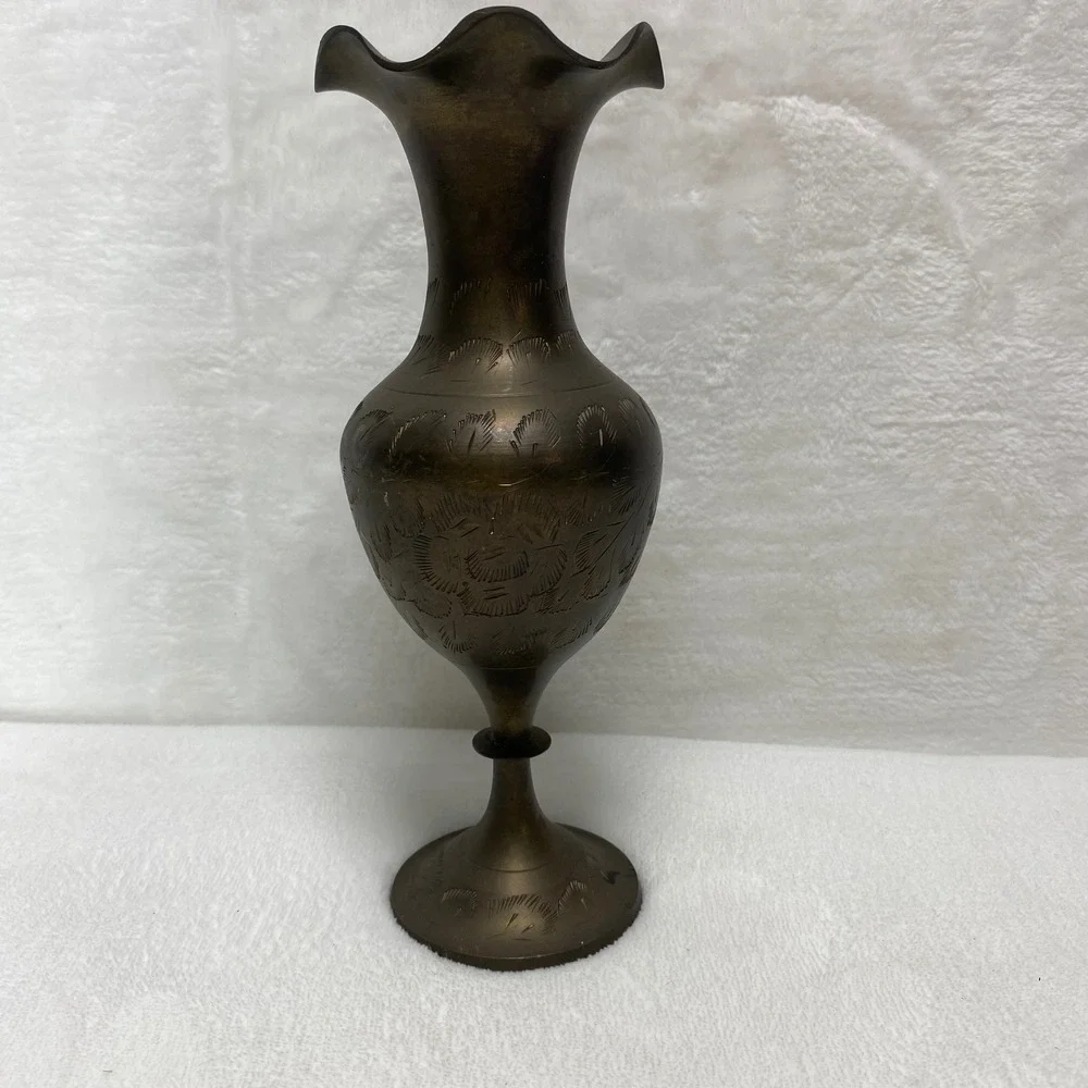 Vintage Brass Vase Etched Floral Design Ornate‎ Trumpet Neck Pedestal Base Decor