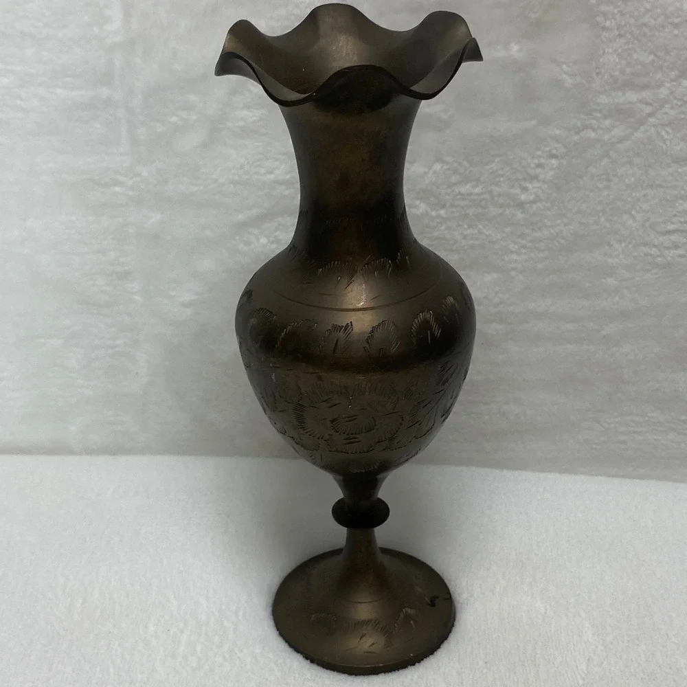 Vintage Brass Vase Etched Floral Design Ornate‎ Trumpet Neck Pedestal Base Decor