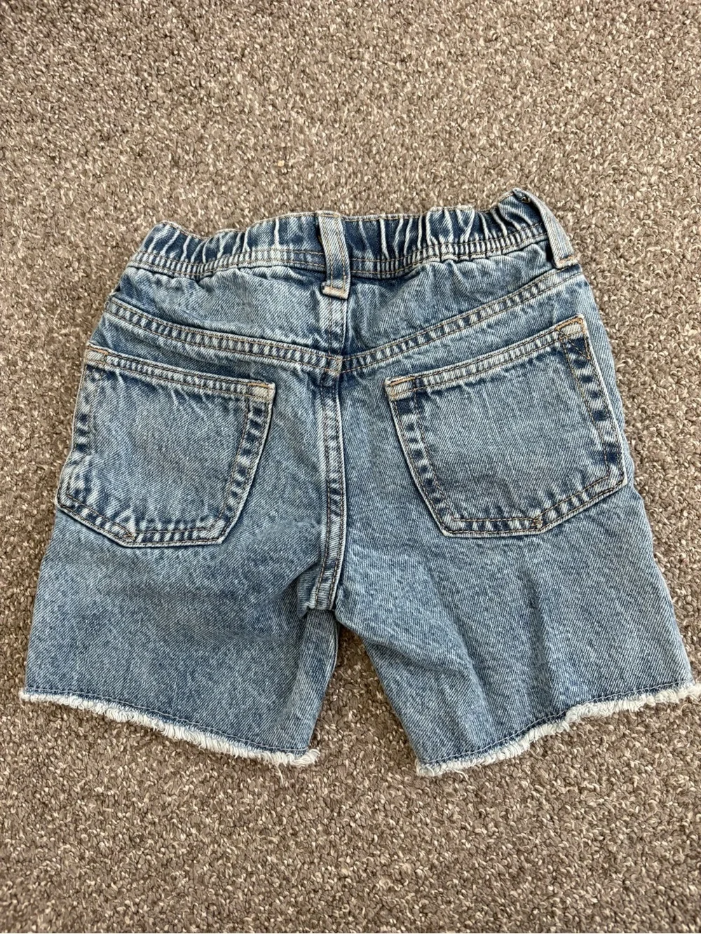 Gap Kids Boys Distressed Light Wash Shorts Size 4