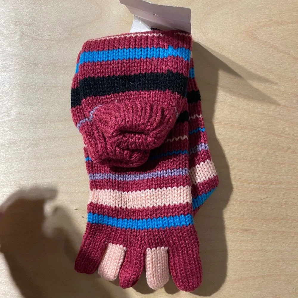No Boundaries vibrant knit