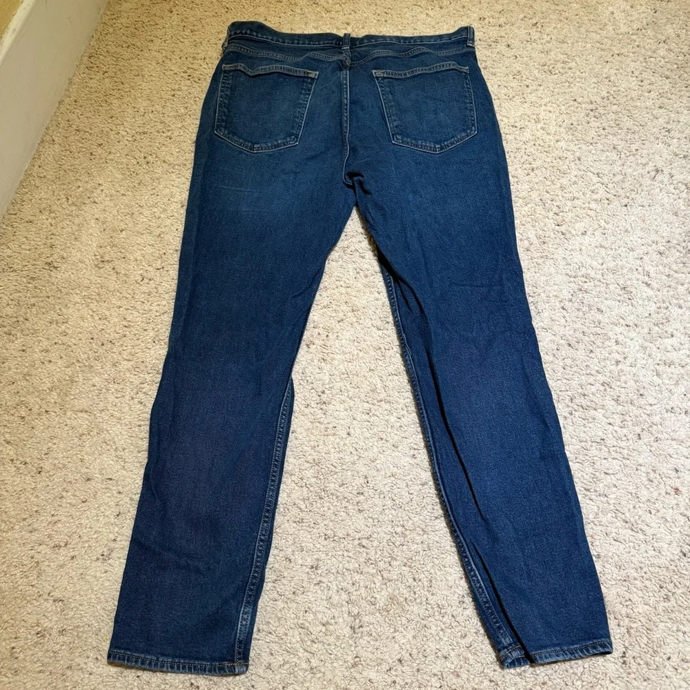 Old Navy athletic comfortable taper