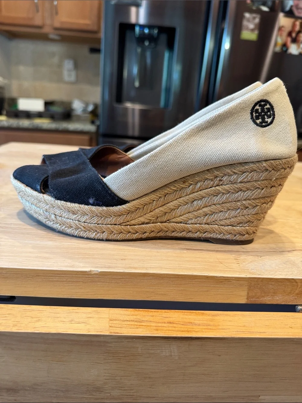 Tory Burch Black and Cream Crisscross Espadrille Flats 8.5