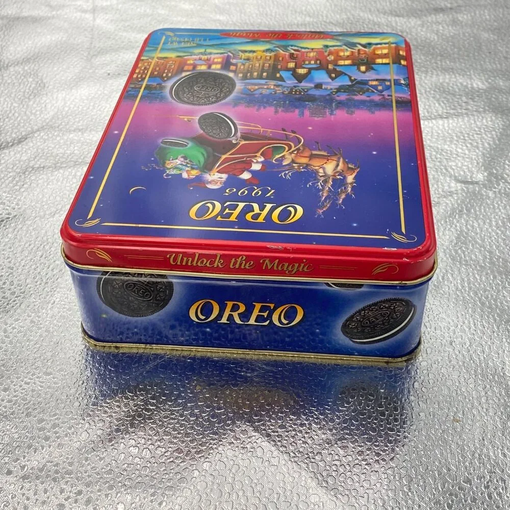 Vintage Oreo 1995 Christmas Collectible Tin Santa Sleigh Advertising‎ Decor