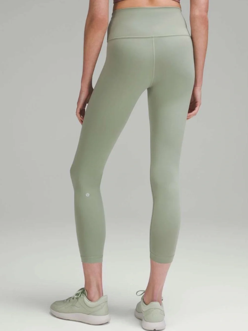 Lululemon wunder train tights 25” misty green
