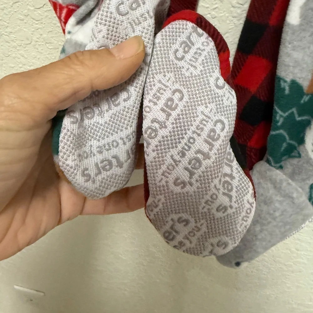 NWT CARTER’S 2 Piece Set- 12 Months