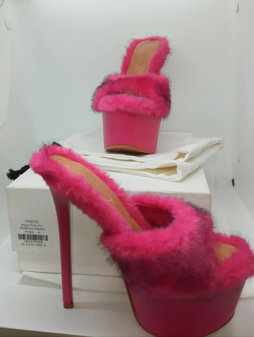 Finesse barbie evil