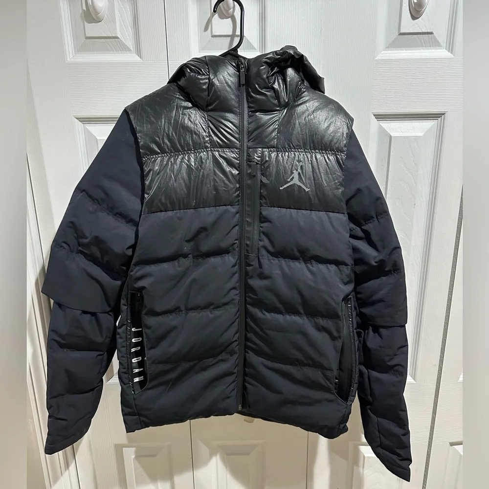 M’s Small | Jordan Ultimate Flight Winter Jacket