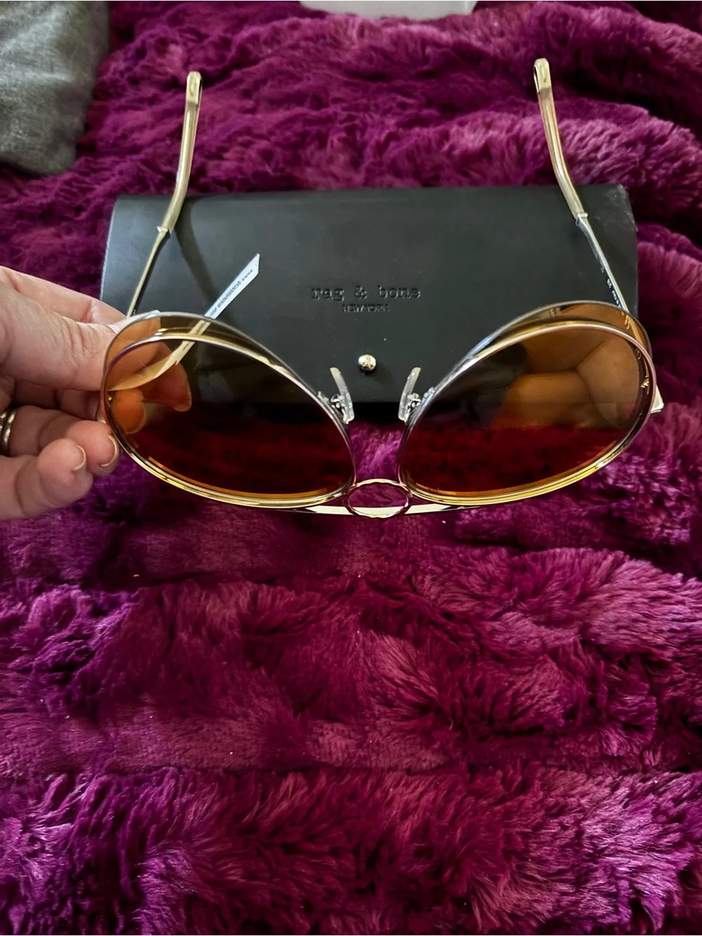 Nwt chloe rose gold Aviator Sunglasses - rag and bone case