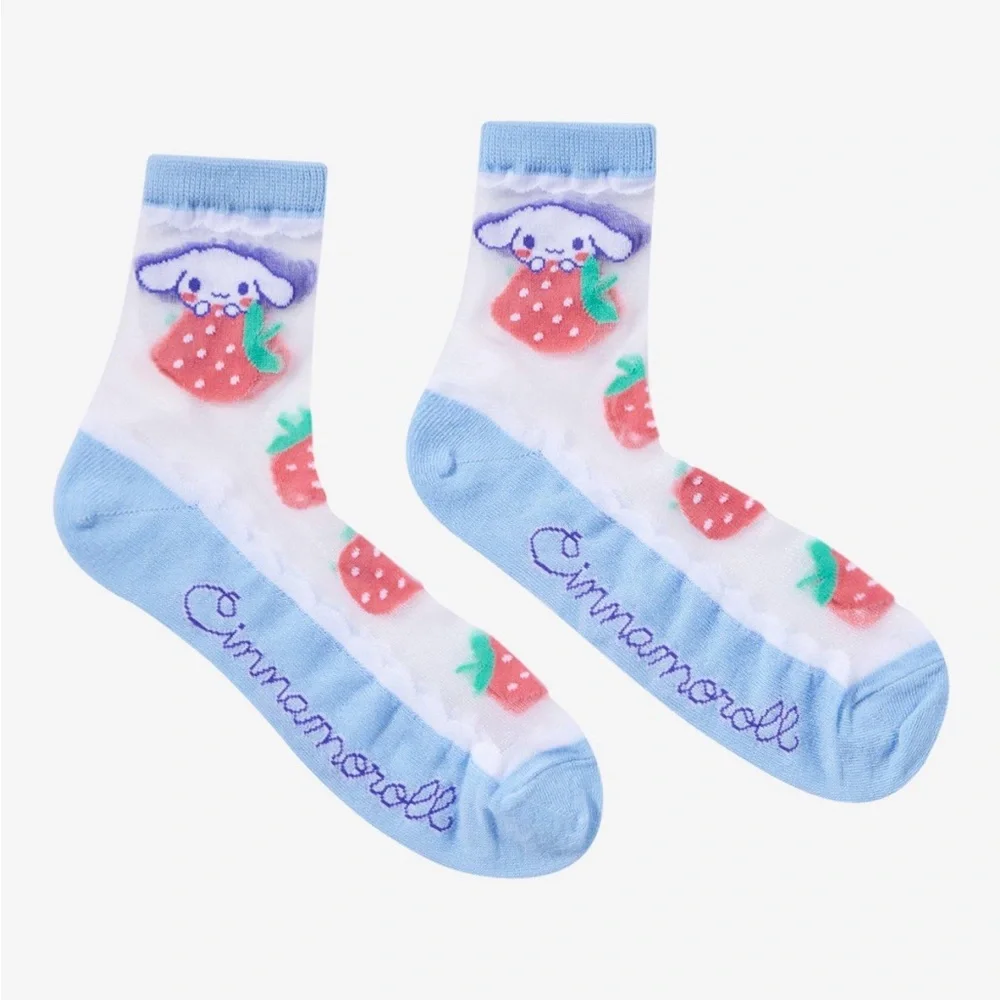 Sanrio Cinnamoroll Strawberry Mesh‎ Ankle Socks Hot Topic