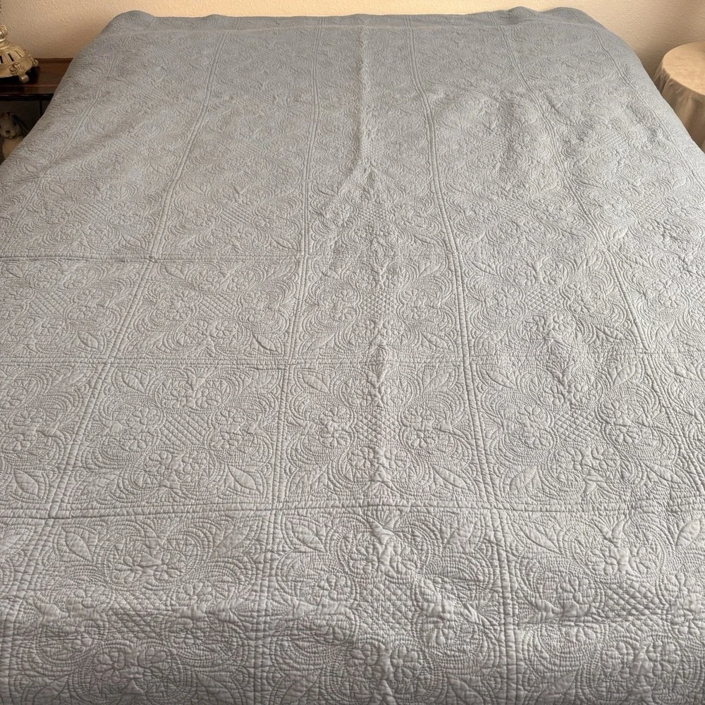 C and F Enterprises Blue Quilted Queen Bedspread Floral Cottagecore Coverlet