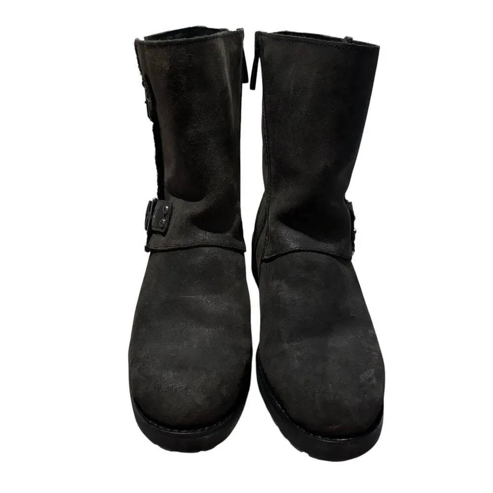 UGG step out