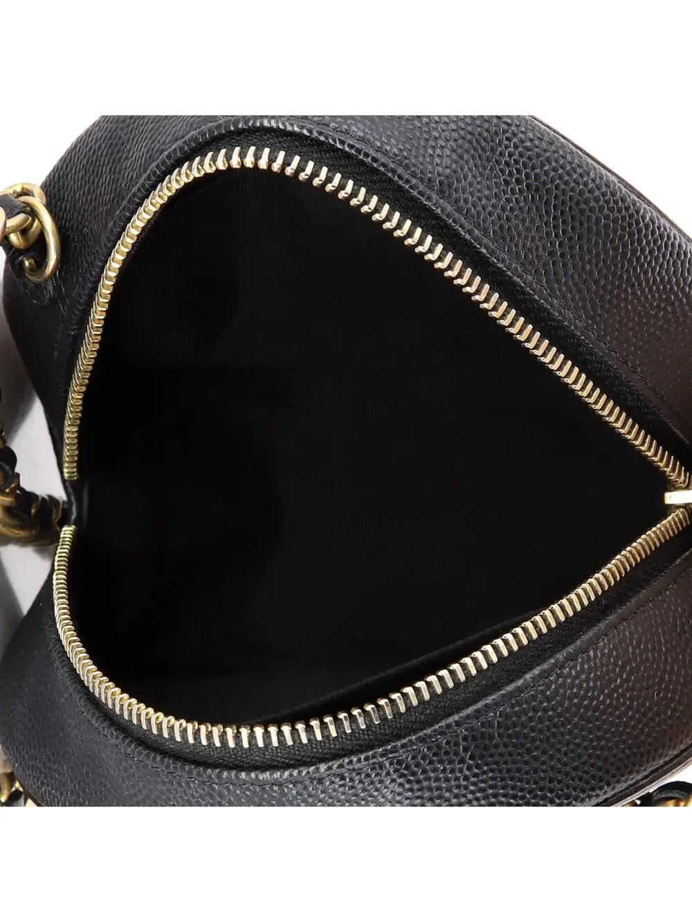 CHANEL elevate your