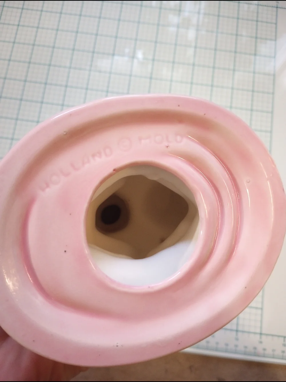 Pink Ceramic Cherub-on-Dolphin Pedestal Bowl