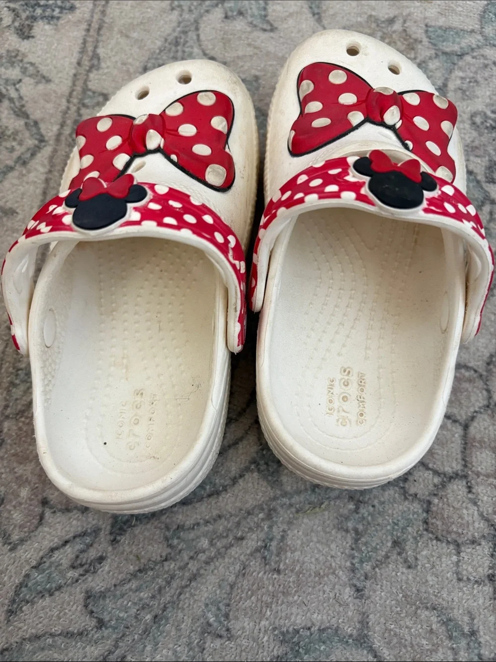 CROCS please see