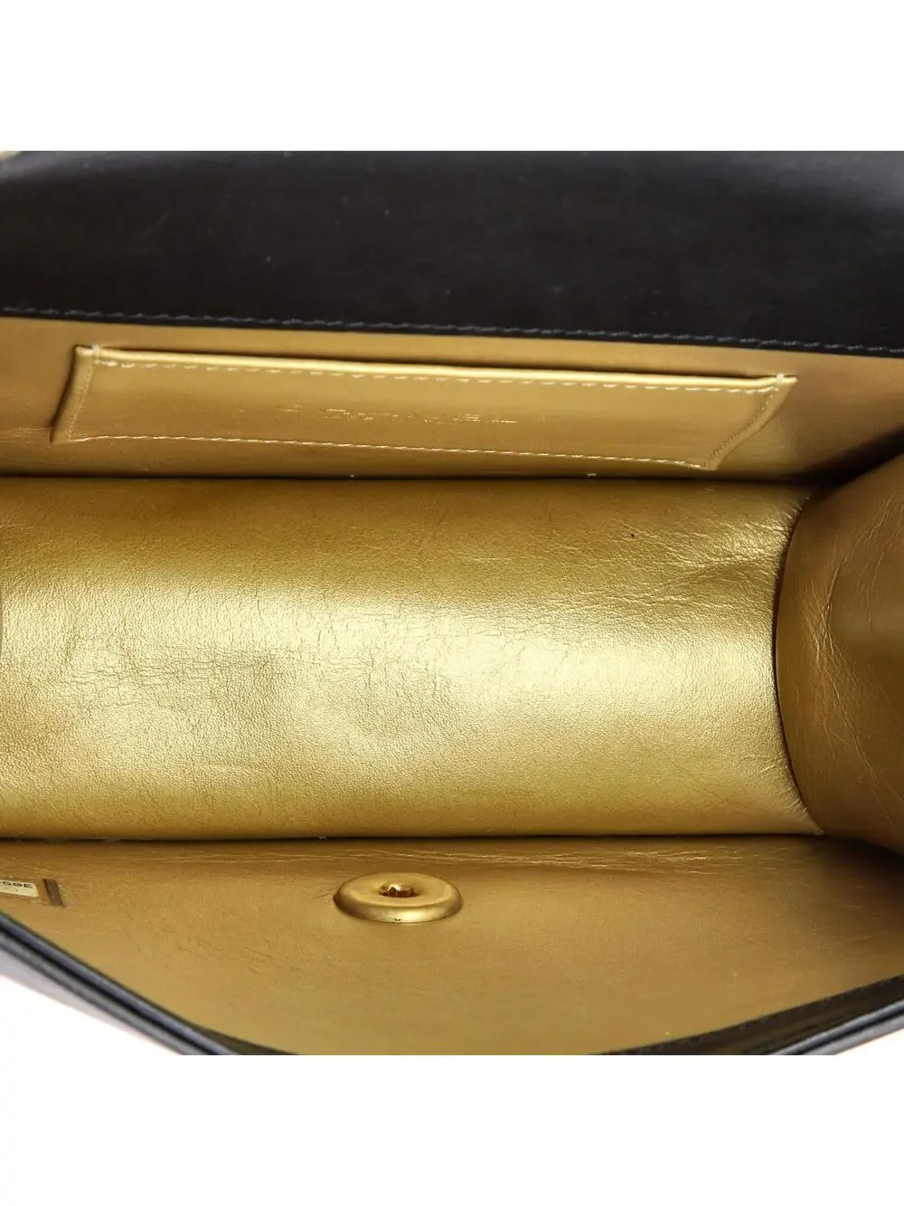 CHANEL introducing exquisite