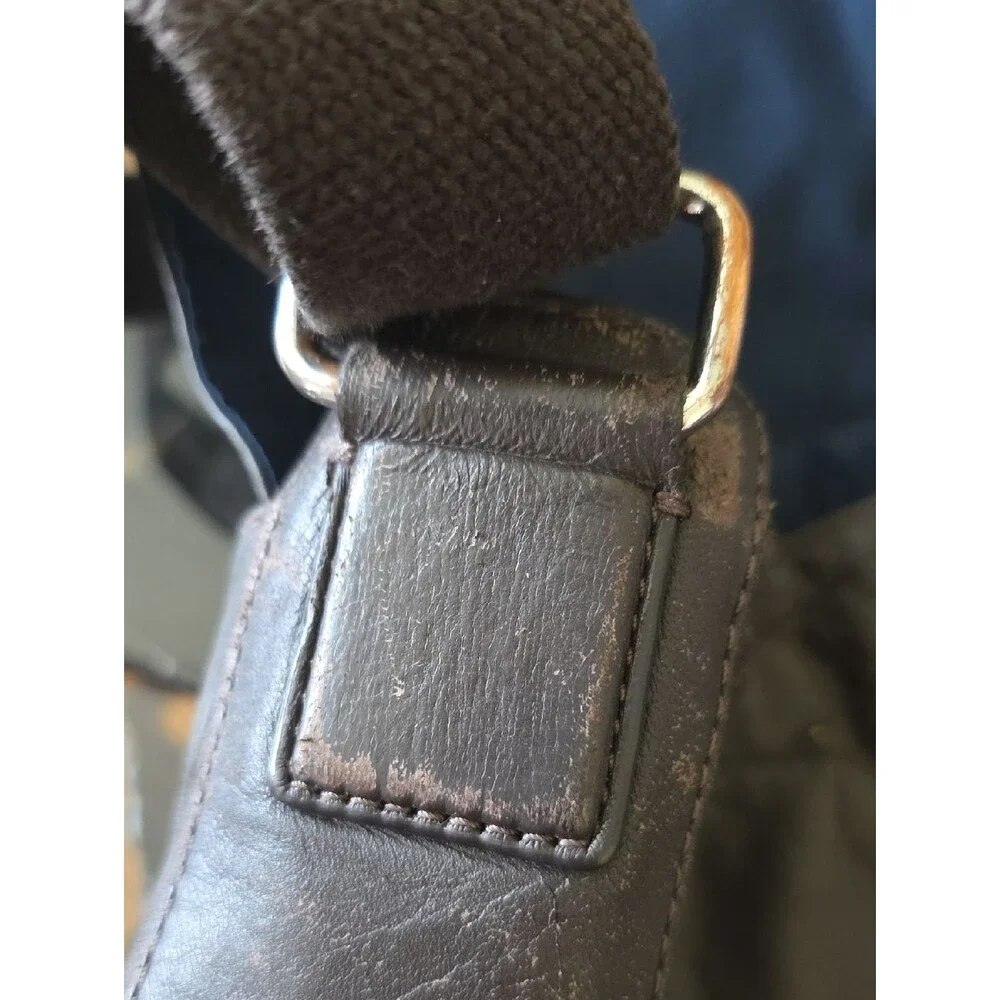Cole Haan drop approximate pocket