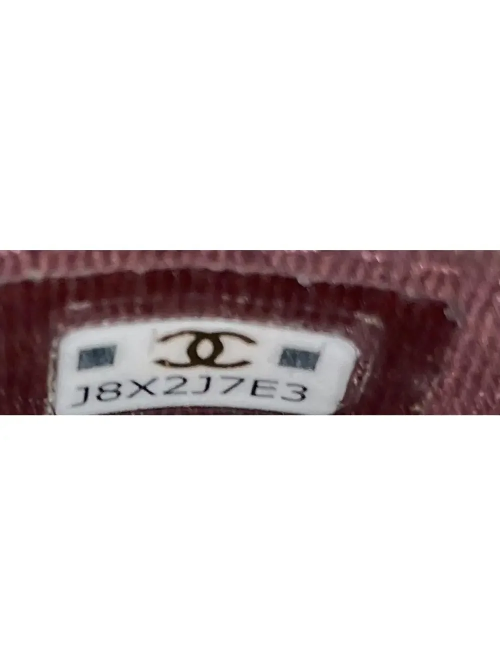 CHANEL elevate your