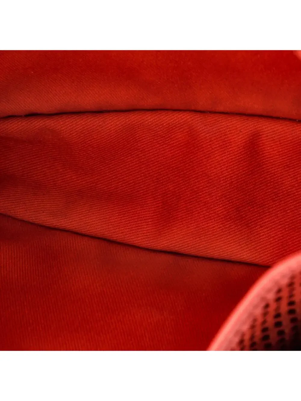 CHANEL craftsmanship logo