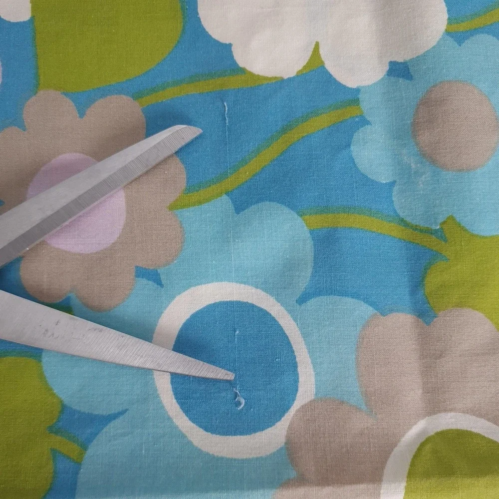 Vntg Floral Fitted Sheet and Pillowcase Blue Green Mod Flower Power Retro Twin
