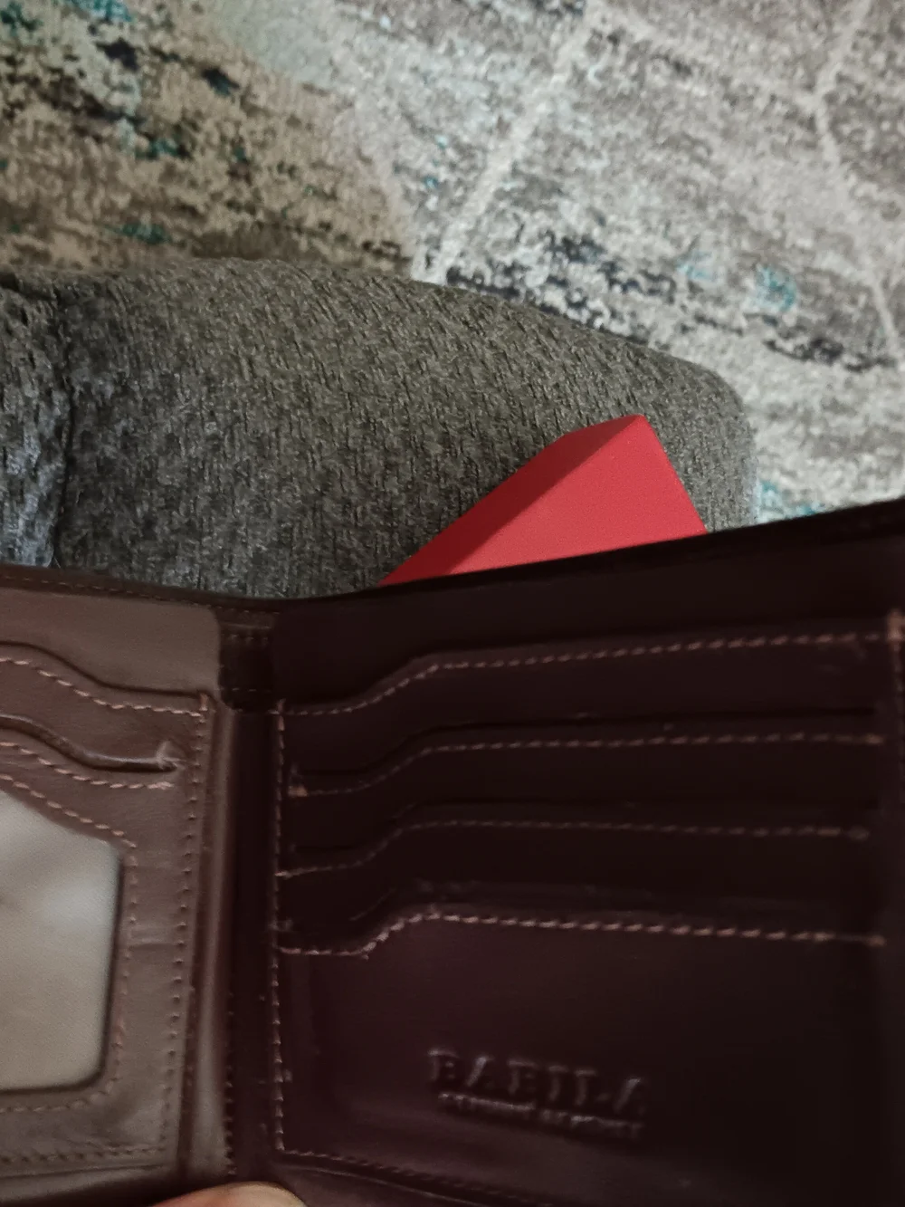 Babila bright red