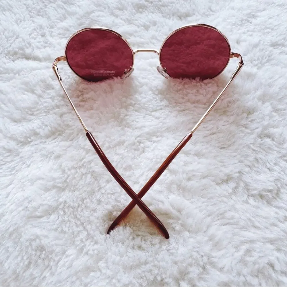 Stylens embrace timeless