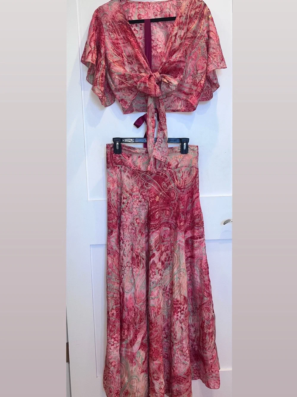 Flowy Pink Swirl Matching Set