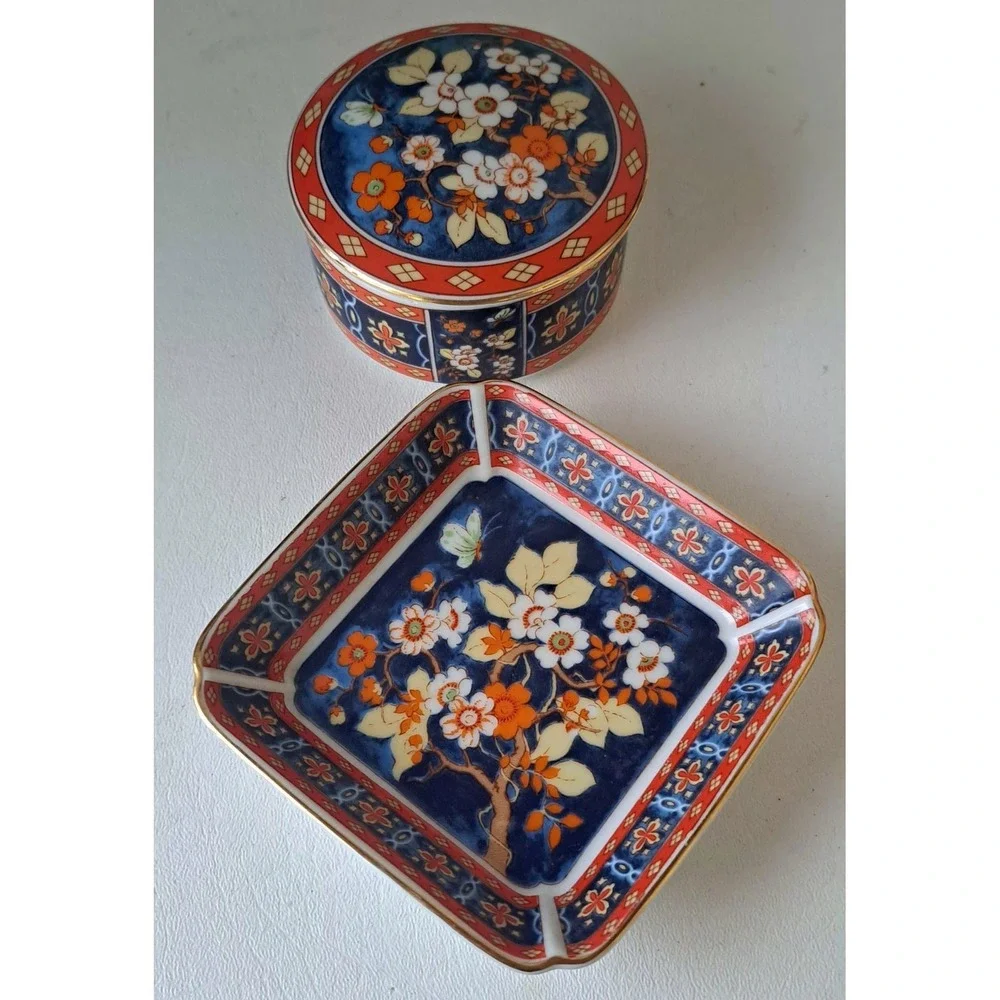 Vintage Chinese Porcelain Trinket Box Set