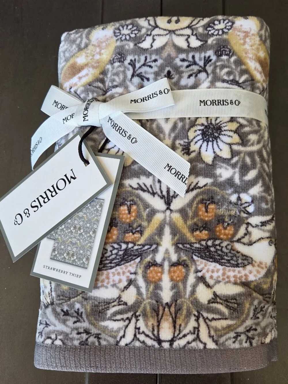 2 Morris & Co. William Morris Strawberry Thief Floral Velour HAND Towels NWT