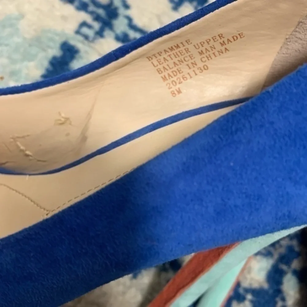 Boutique 9 product details