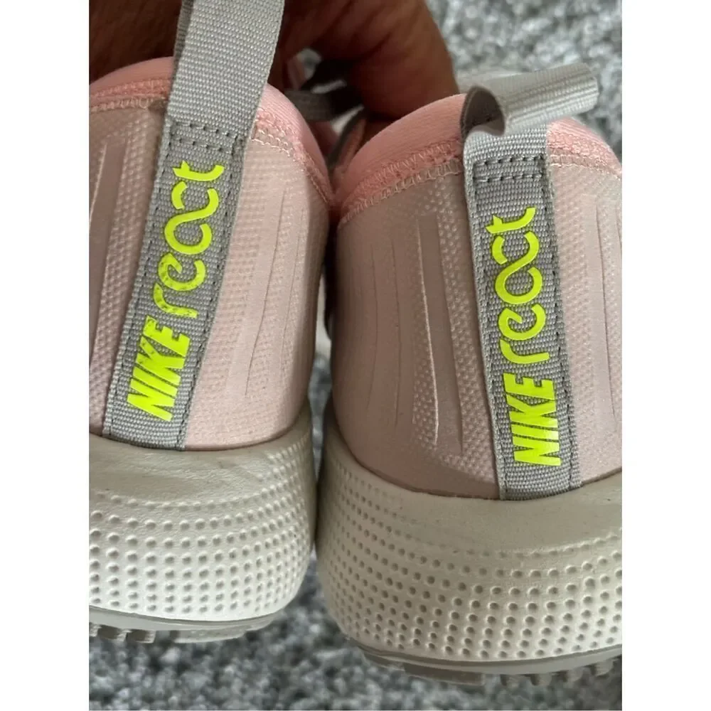 NIKE React Escape Run Flyknit Running Shoes