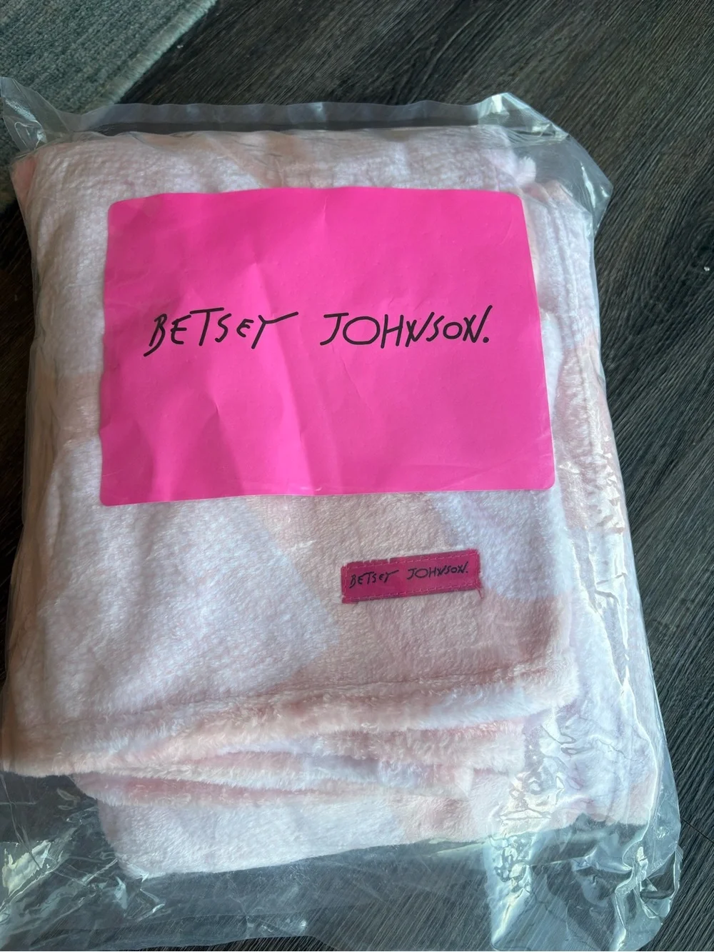 Betsey Johnson nwt betsey