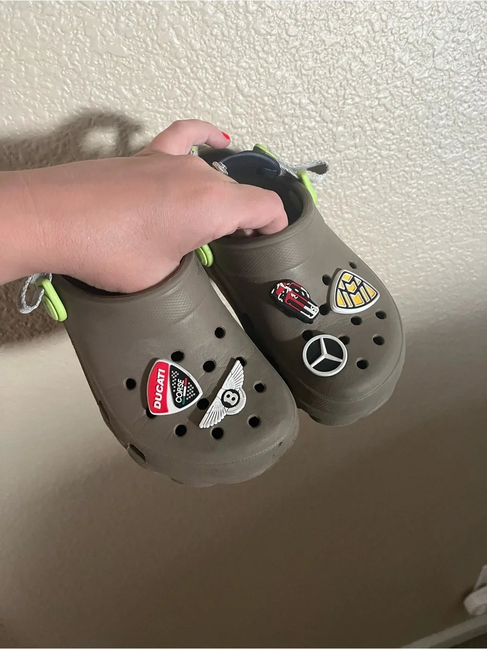 CROCS comfortable olive