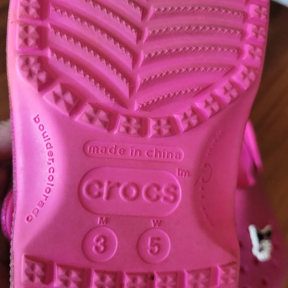 CROCS sparkly pink