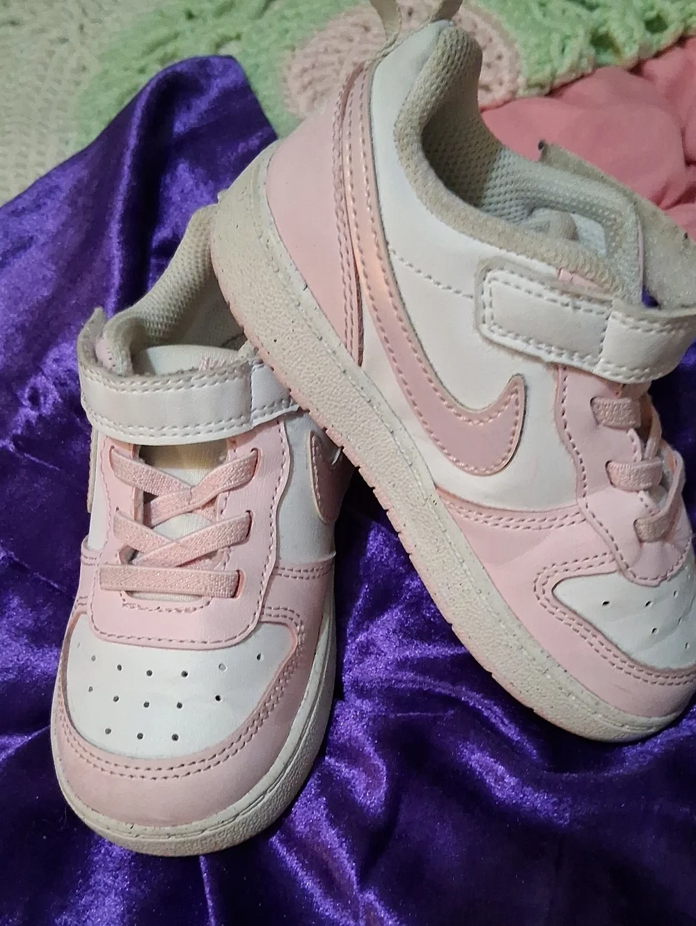Nike size velcro
