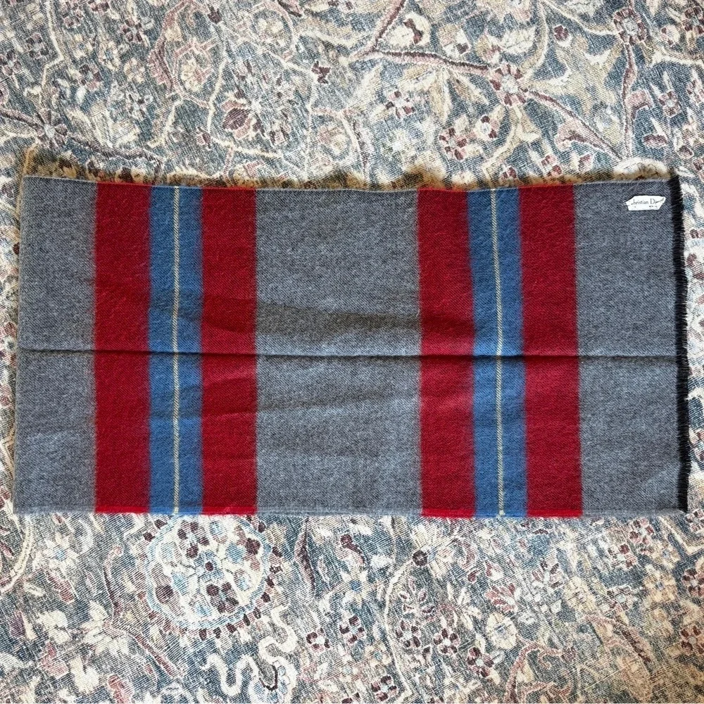 VTG Christian Dior Paris New York Striped Brushed Scarf Gray Quiet Luxury 68x17