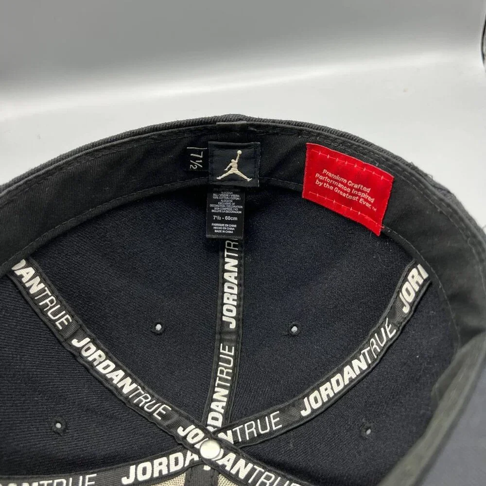 Jordan air true