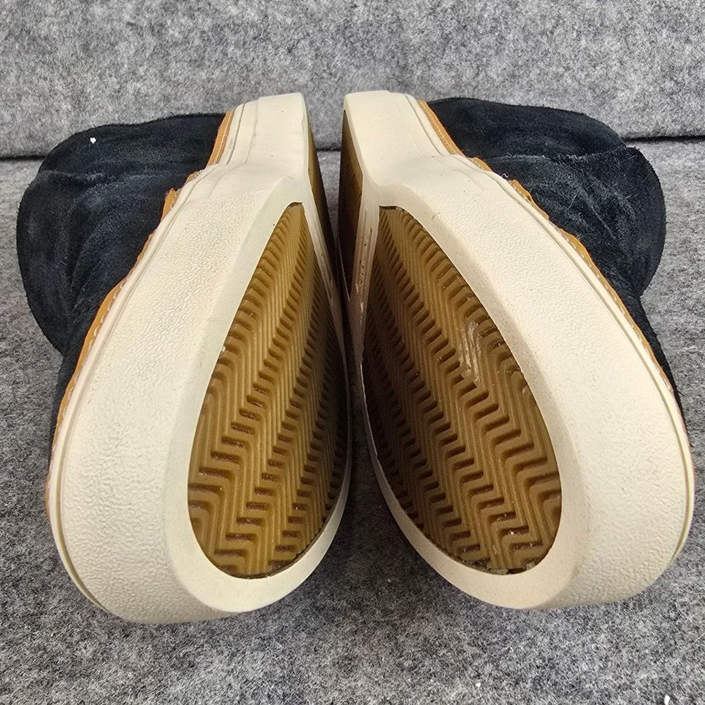 Toms black suede