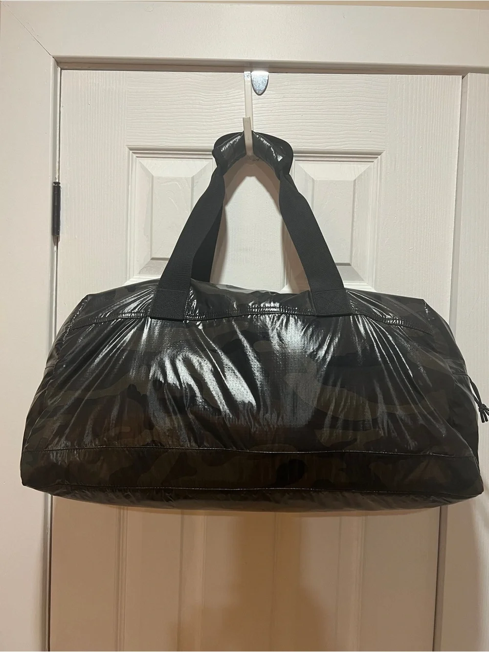 Saint Laurent closure subtle