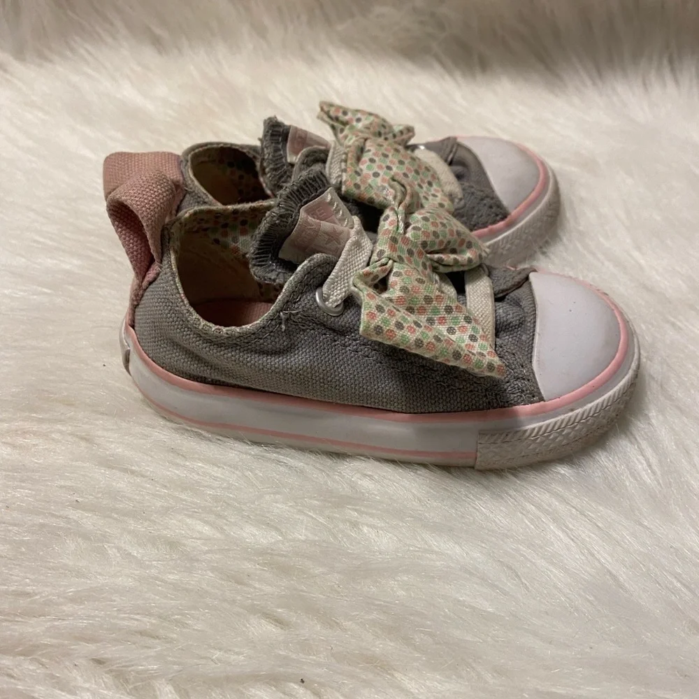 Converse Shoes Infant Girls Size 5‎ Slip On