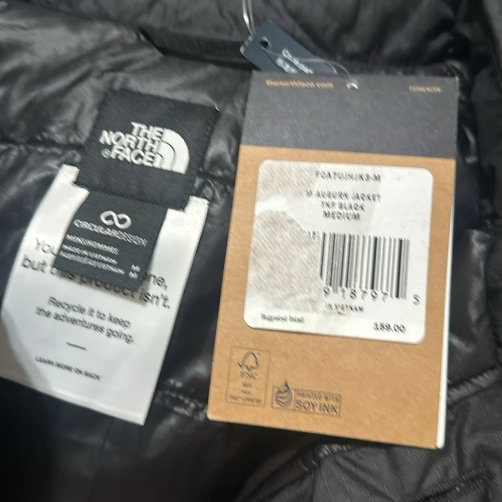 NWT The North Face Auburn Jacket