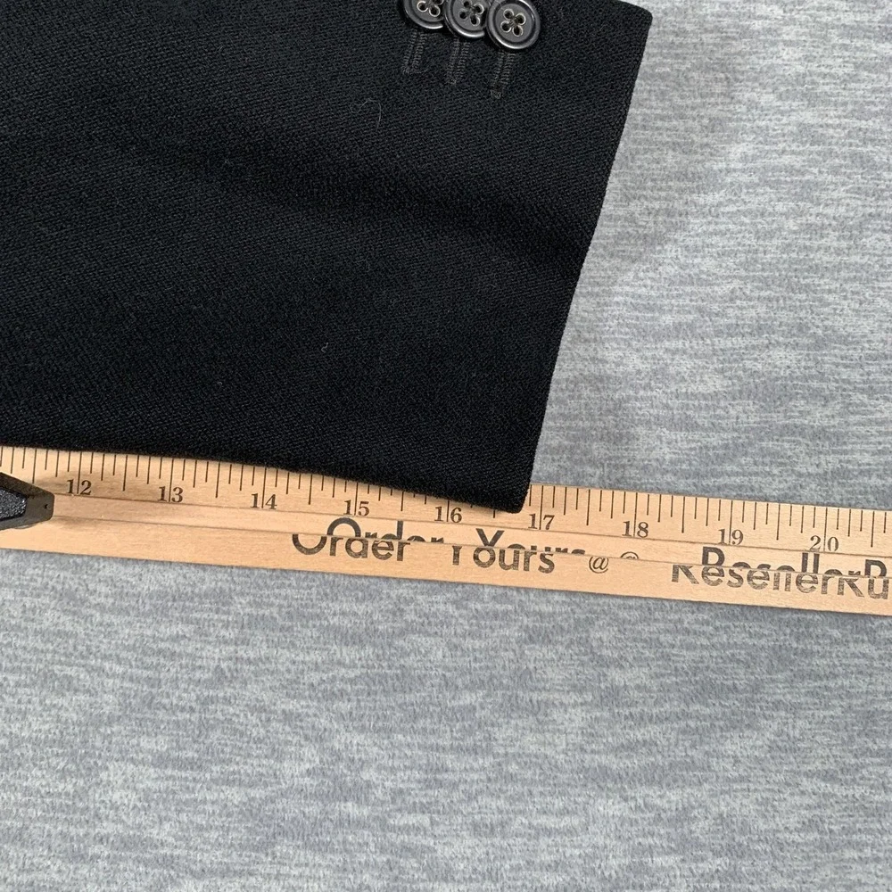 Banana Republic brand banana